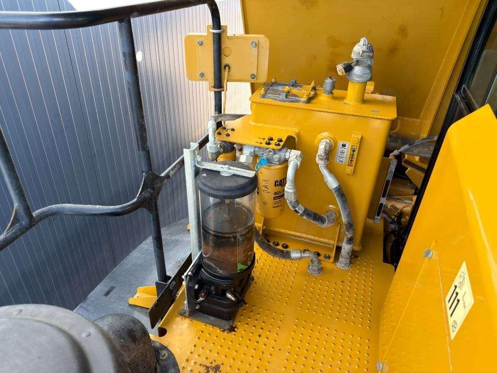 Caterpillar 772G Photo 18