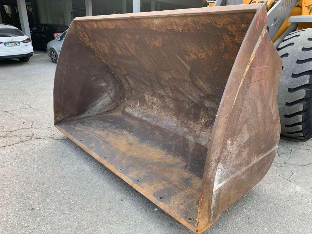 Volvo L70E Photo 4