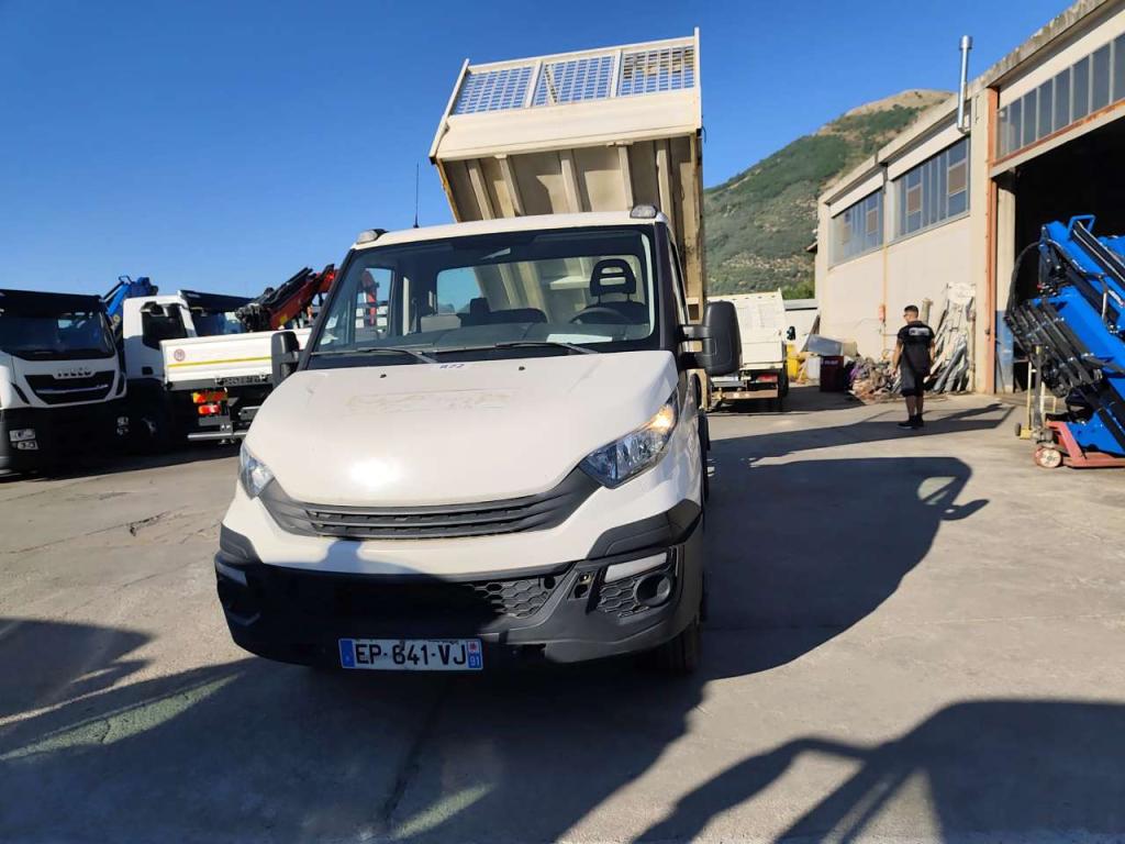 Iveco DAILY 35-120 Photo 11