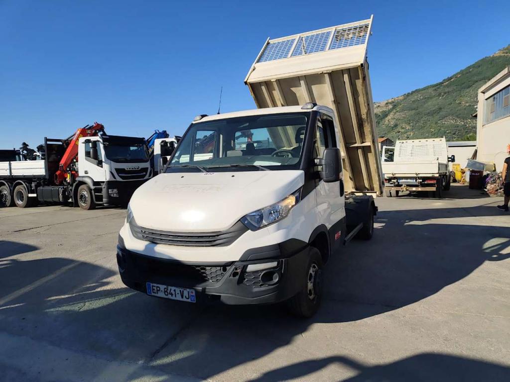 Iveco DAILY 35-120 Photo 19