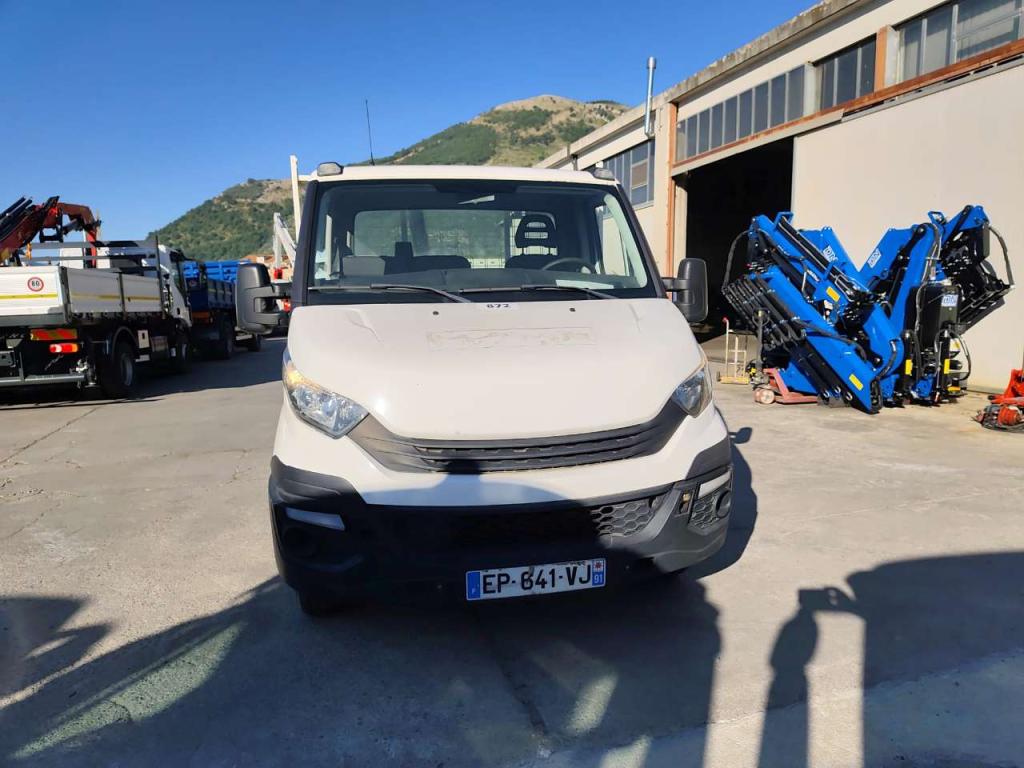 Iveco DAILY 35-120 Photo 30
