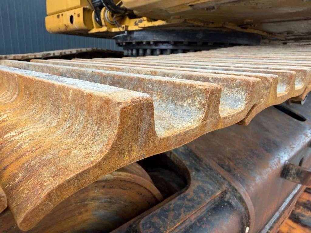 Caterpillar 330 07A Photo 19