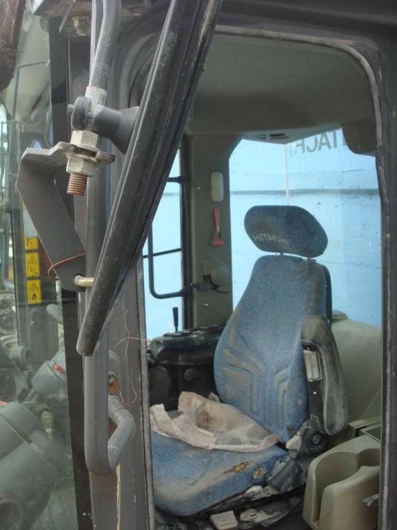 Cab for Hitachi ZW220-ZW250-ZW310 Photo 2