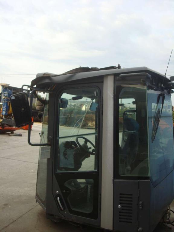 Cab for Hitachi ZW220-ZW250-ZW310 Photo 6
