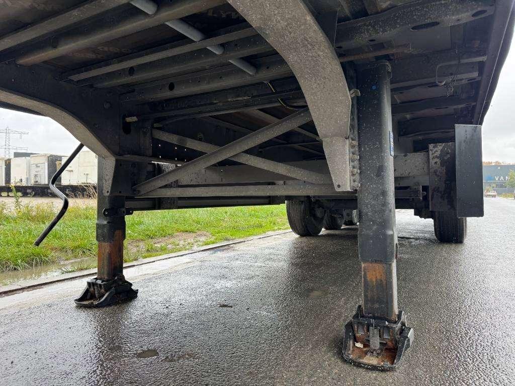 Schmitz Cargobull SCB*S3T Drankentrailer / 3 Axles / Speed Curtain Photo 11