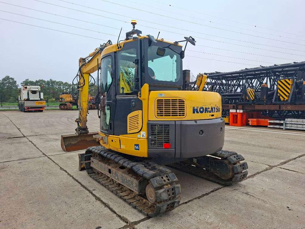 Komatsu PC 88 MR-8 Photo 2