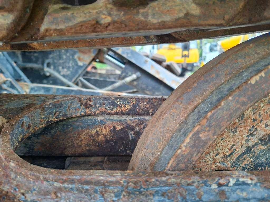 Komatsu PC 88 MR-8 Photo 22