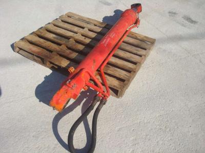 Arm cylinder (stick) for Fiat Hitachi 150W.3/150.3 sold by OLM 90 Srl