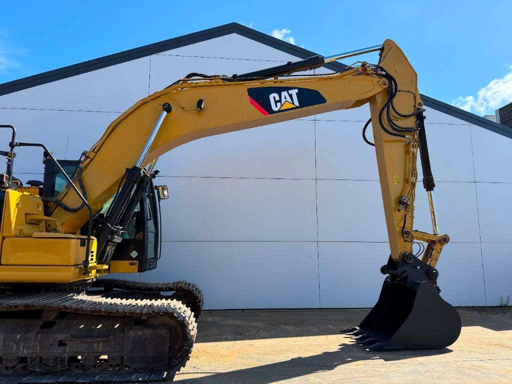 Caterpillar 320FL - Automatic Greasing / Camera Photo 14