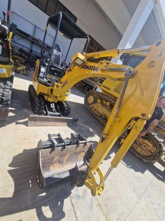 Komatsu PC18MR-5 Photo 6