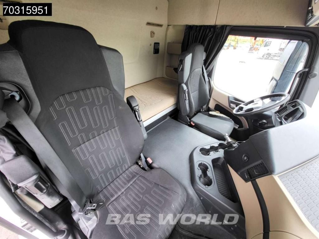 Mercedes-Benz Actros 1843 4X2 ClassicSpace Retarder Photo 21