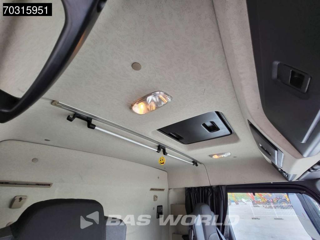 Mercedes-Benz Actros 1843 4X2 ClassicSpace Retarder Photo 22