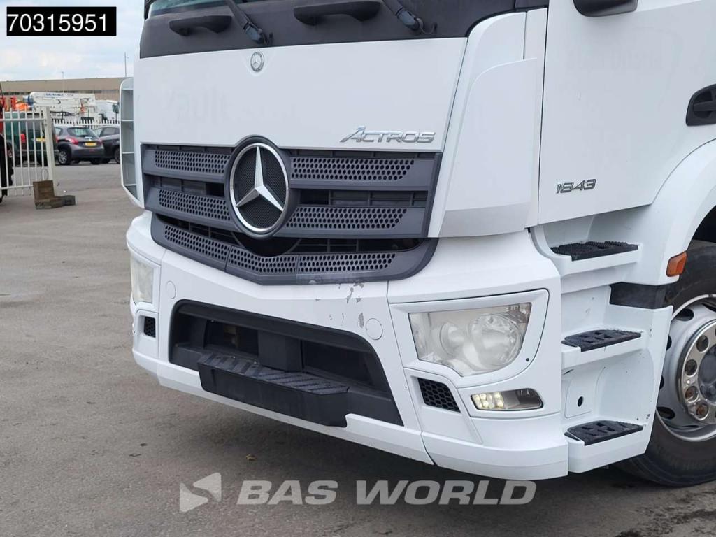 Mercedes-Benz Actros 1843 4X2 ClassicSpace Retarder Photo 3