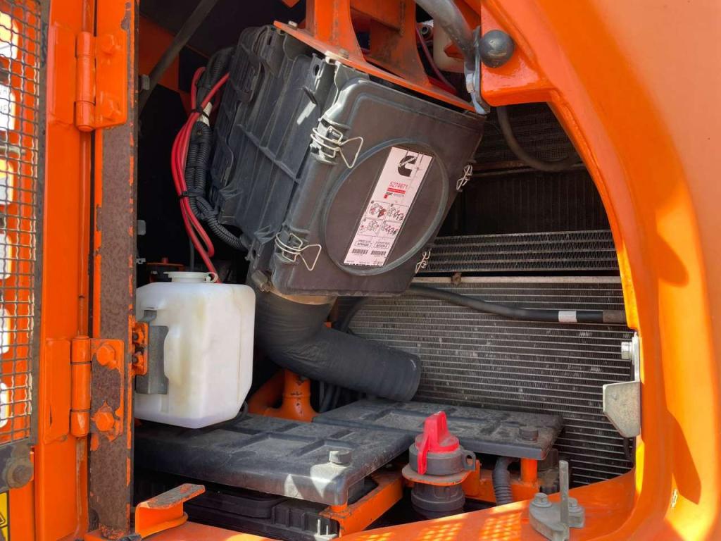 Doosan DX140LCR Photo 28