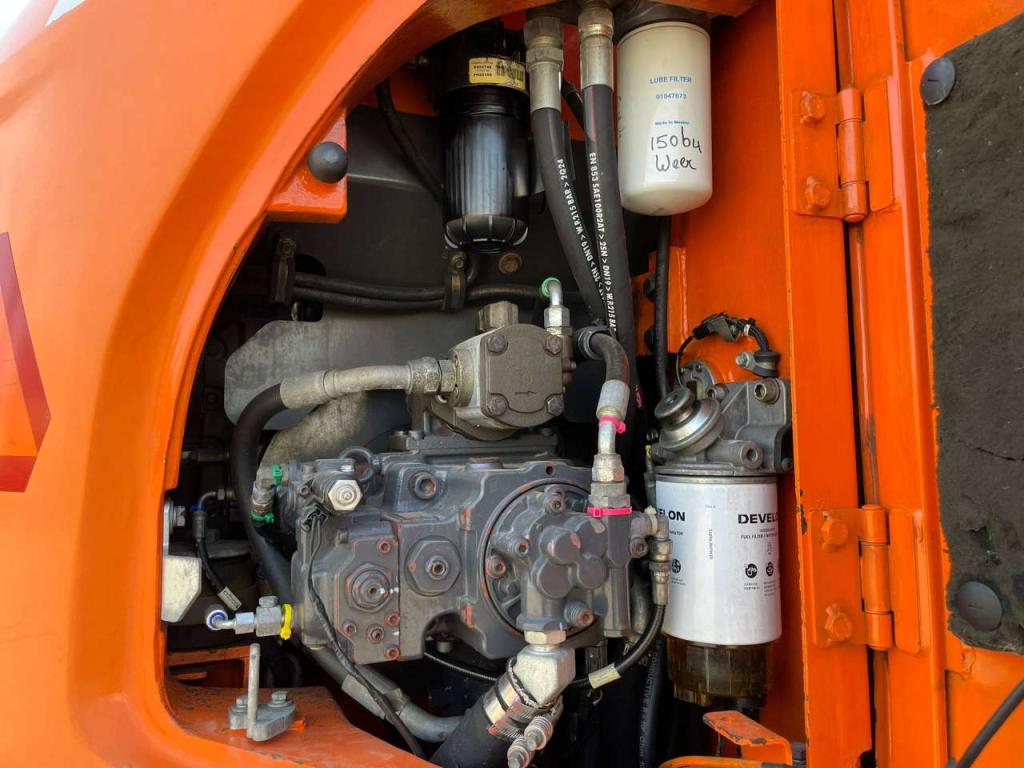 Doosan DX140LCR Photo 29