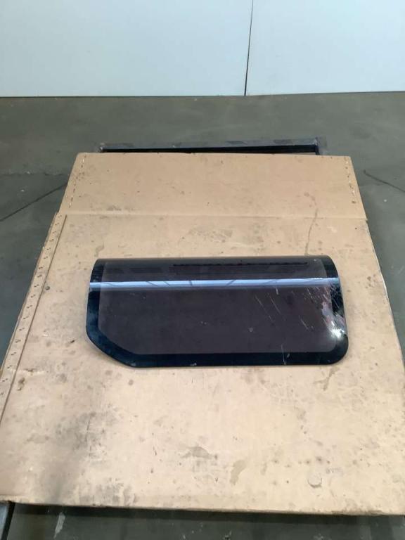 Glass for Fiat Hitachi 200 E -  cabina Photo 5