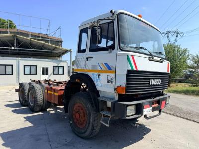Fiat Iveco 330 35 Photo 1