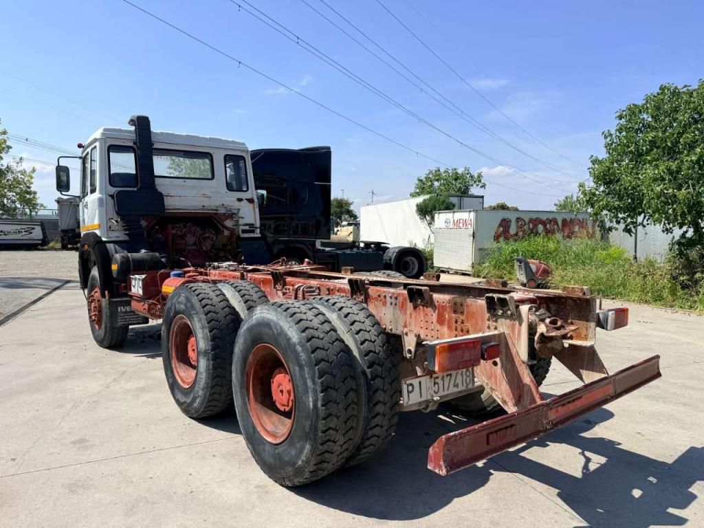 Fiat Iveco 330 35 Photo 7