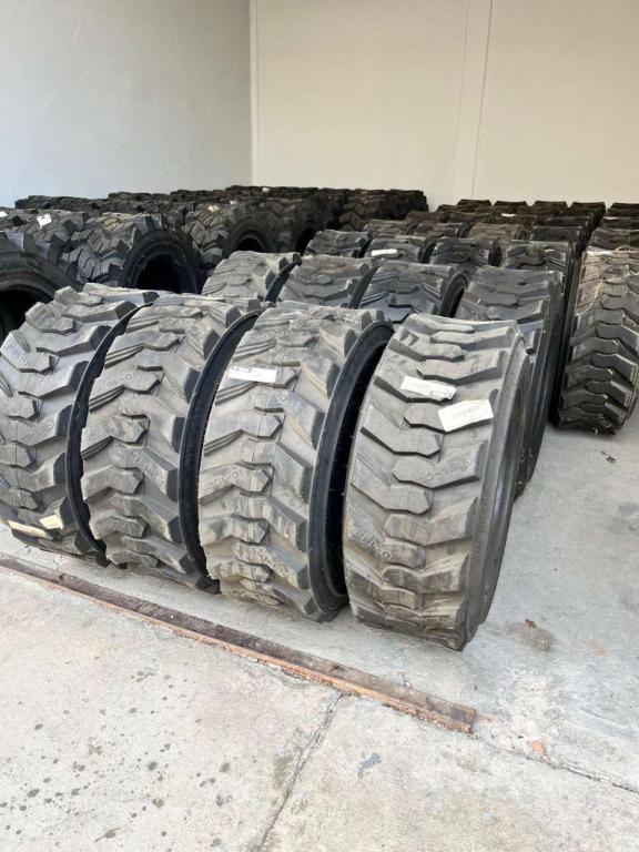 Tire for Bobcat Photo 1