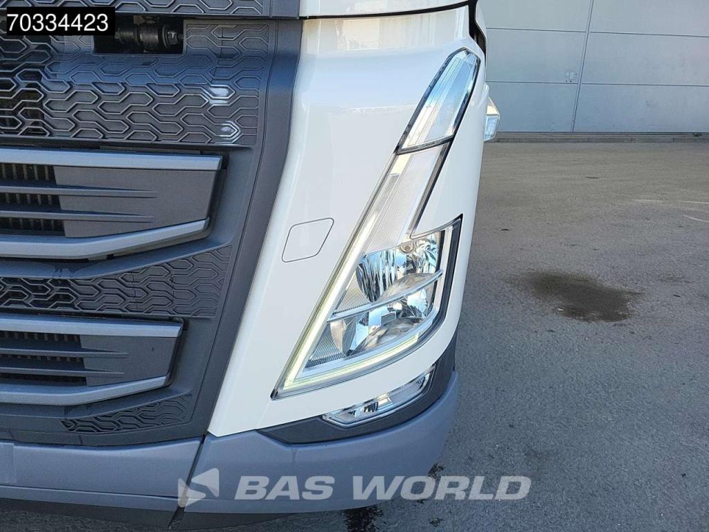 Volvo FH 460 4X2 Retarder 2x Tanks New Tyres! Photo 10