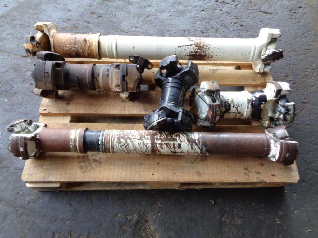 Propeller shaft for Caterpillar 740 B Photo 2