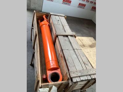 Lifting piston for Fiat Hitachi W270 sold by Massucco T. Srl Area Ricambi