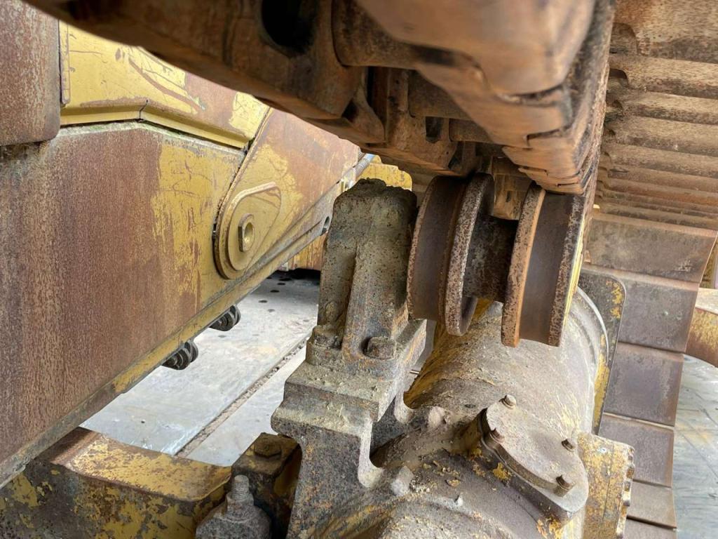 Caterpillar D6T LGP Photo 17