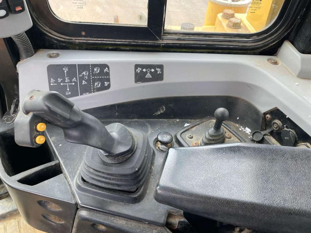 Caterpillar D6T LGP Photo 19