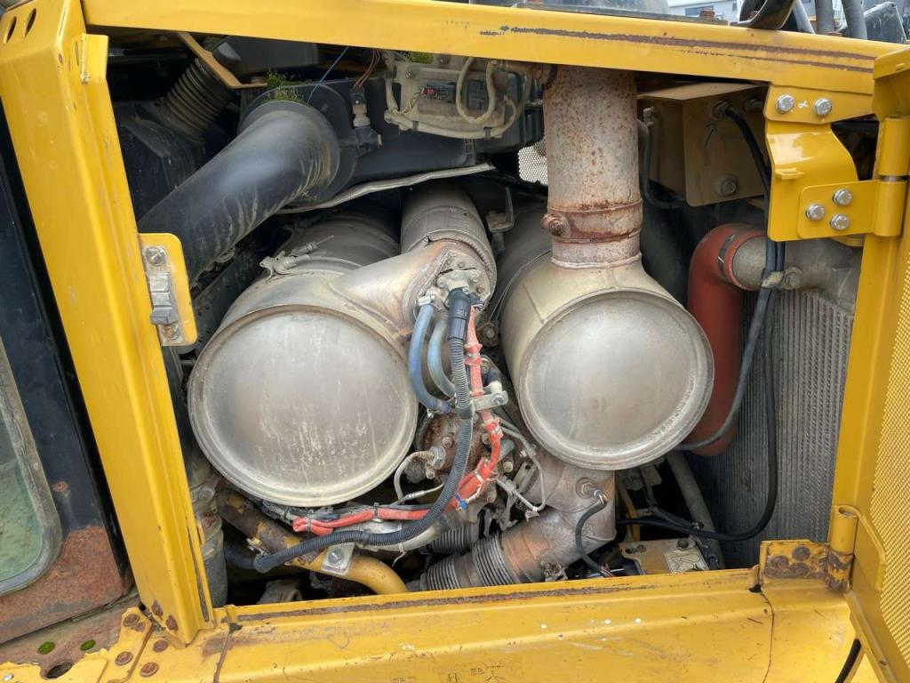 Caterpillar D6T LGP Photo 26