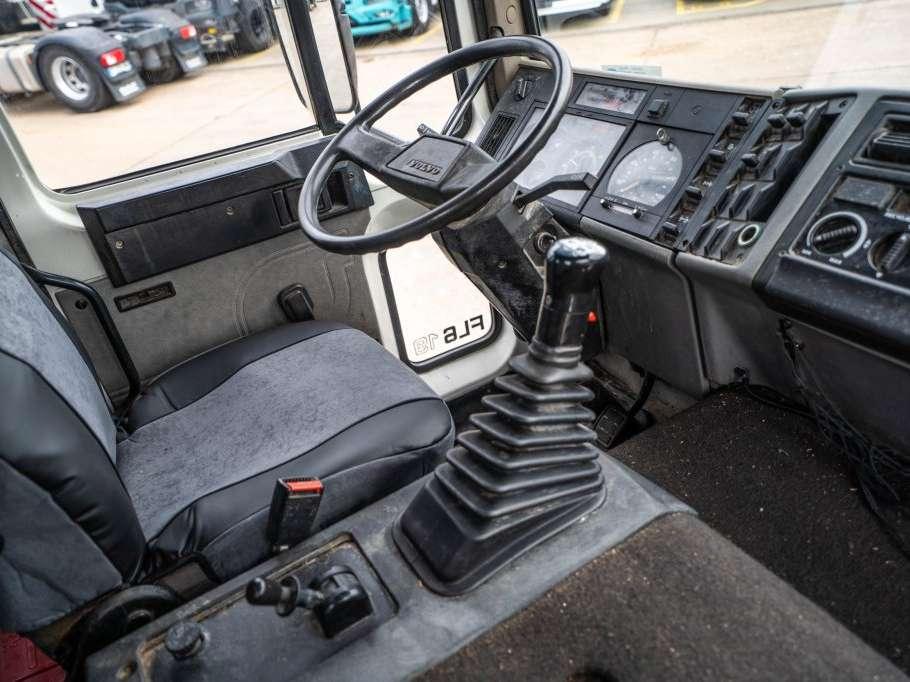 Volvo FL 619 - PK 9501 Photo 13