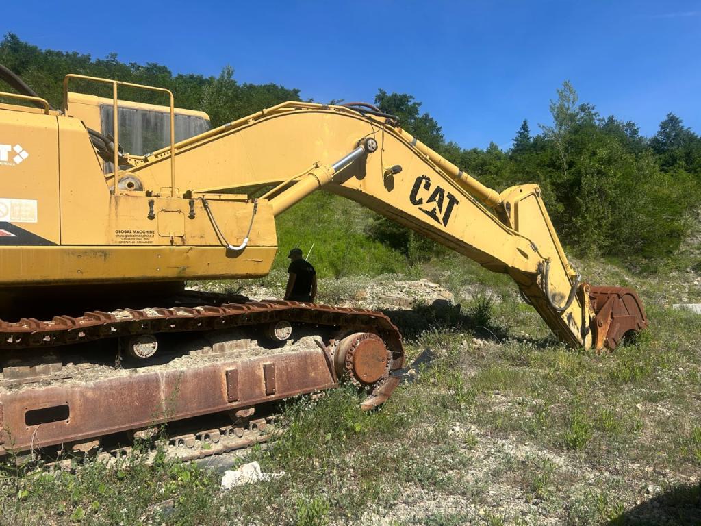 Caterpillar 350 L Photo 2