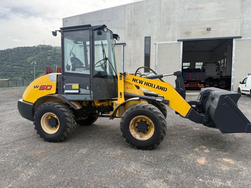New Holland W50 Photo 3