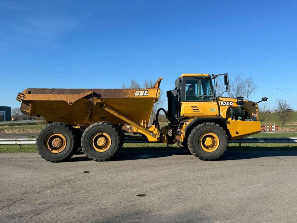 Bell B30D Photo 6