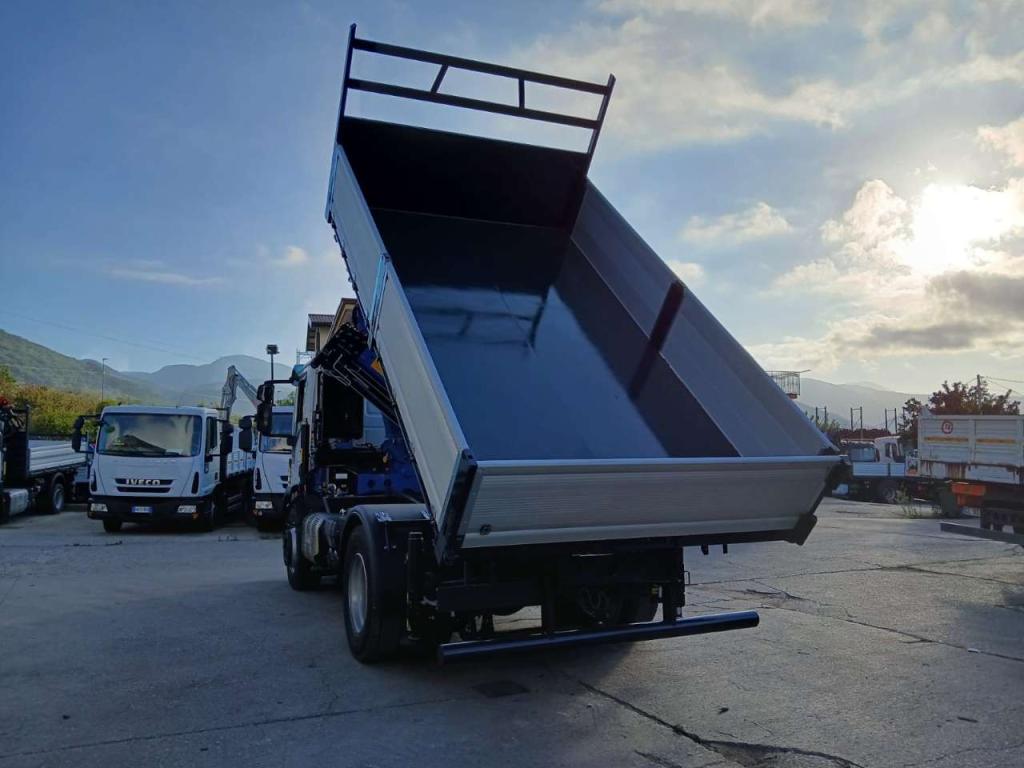 Iveco EUROCARGO 180-320L Photo 11
