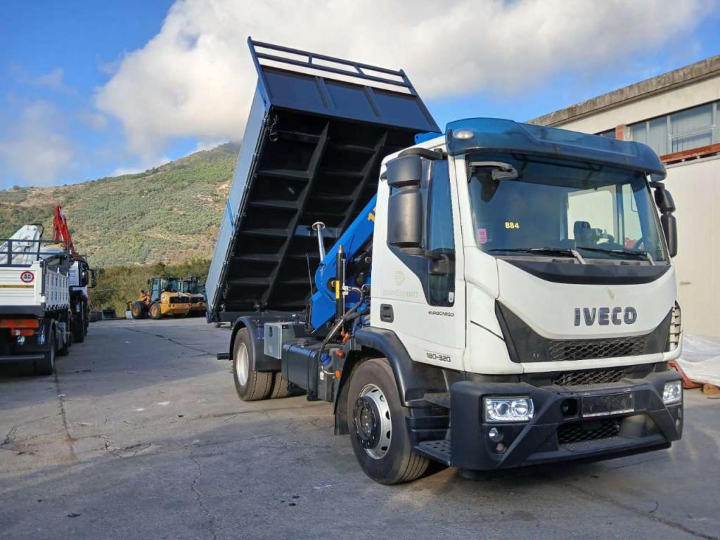 Iveco EUROCARGO 180-320L Photo 19