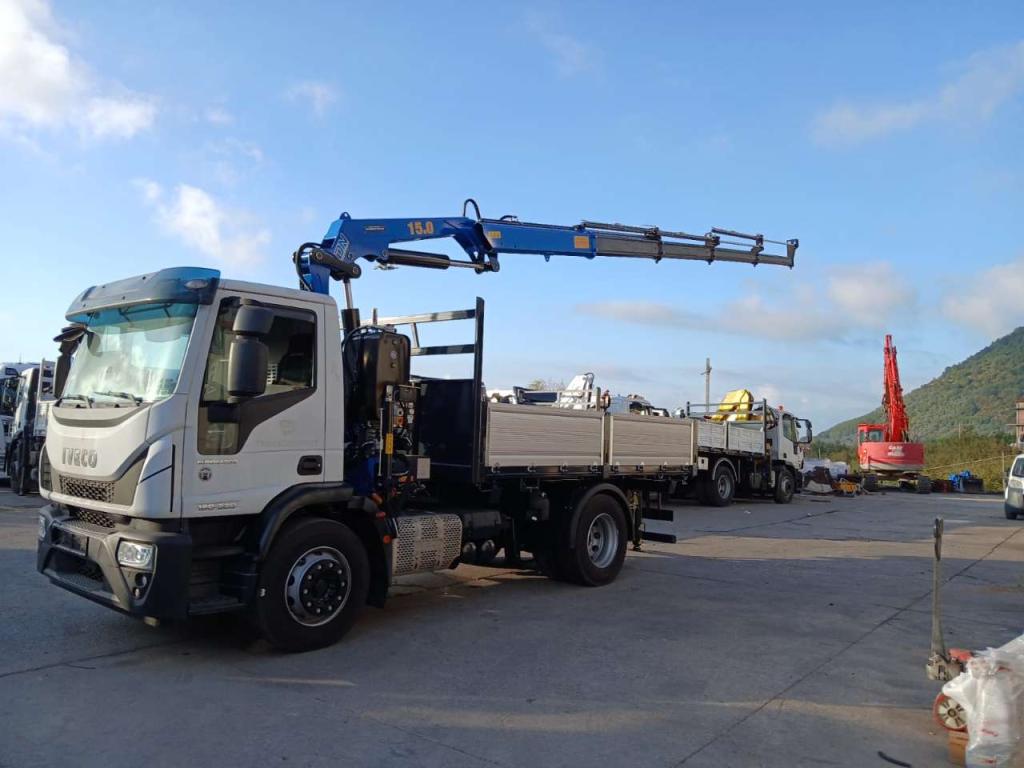 Iveco EUROCARGO 180-320L Photo 28