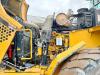 Caterpillar 980K - Weight System / Automatic Greasing Photo 16 thumbnail
