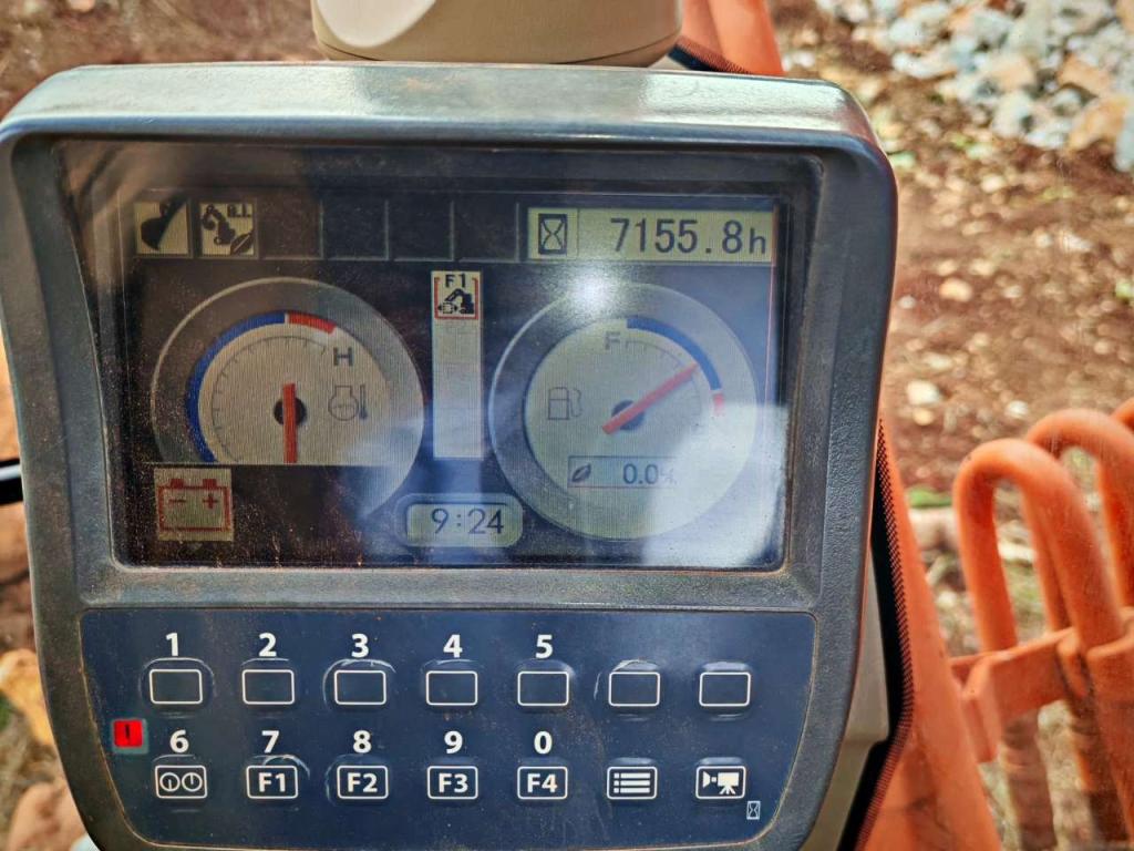 Hitachi ZX160LCN-3 Photo 3