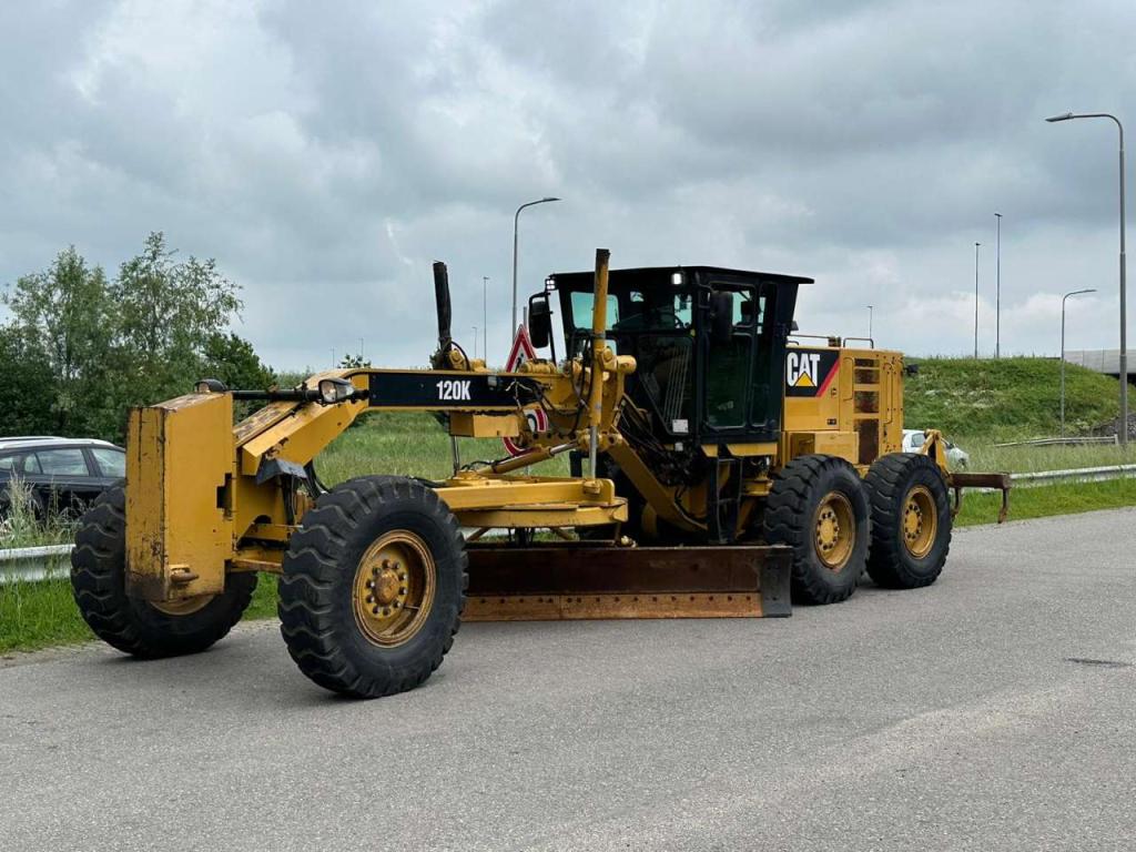 Caterpillar 120K Motor Grader Photo 2