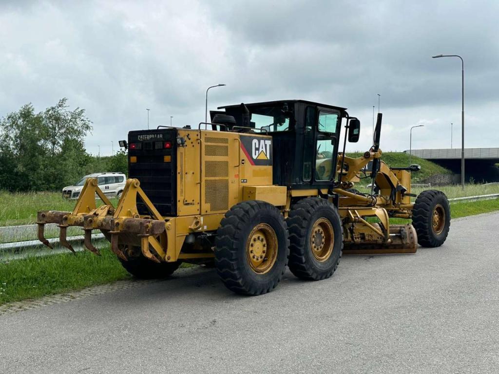 Caterpillar 120K Motor Grader Photo 4