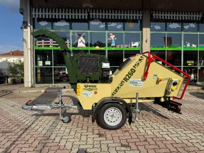 Negri R 260 - CARRELLATO STRADALE - MOTORE KUBOTA - CATENARIA DENTATA sold by Giordano Srl
