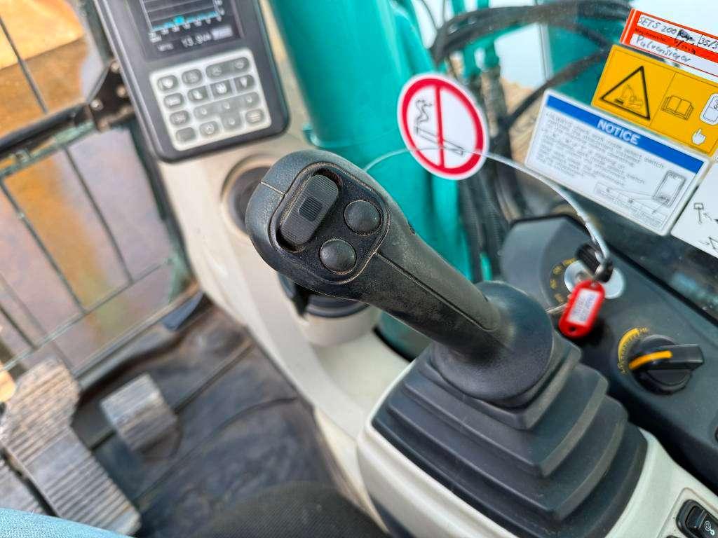 Kobelco SK350LC-10E - Hammer Lines / Quick Coupler Photo 18