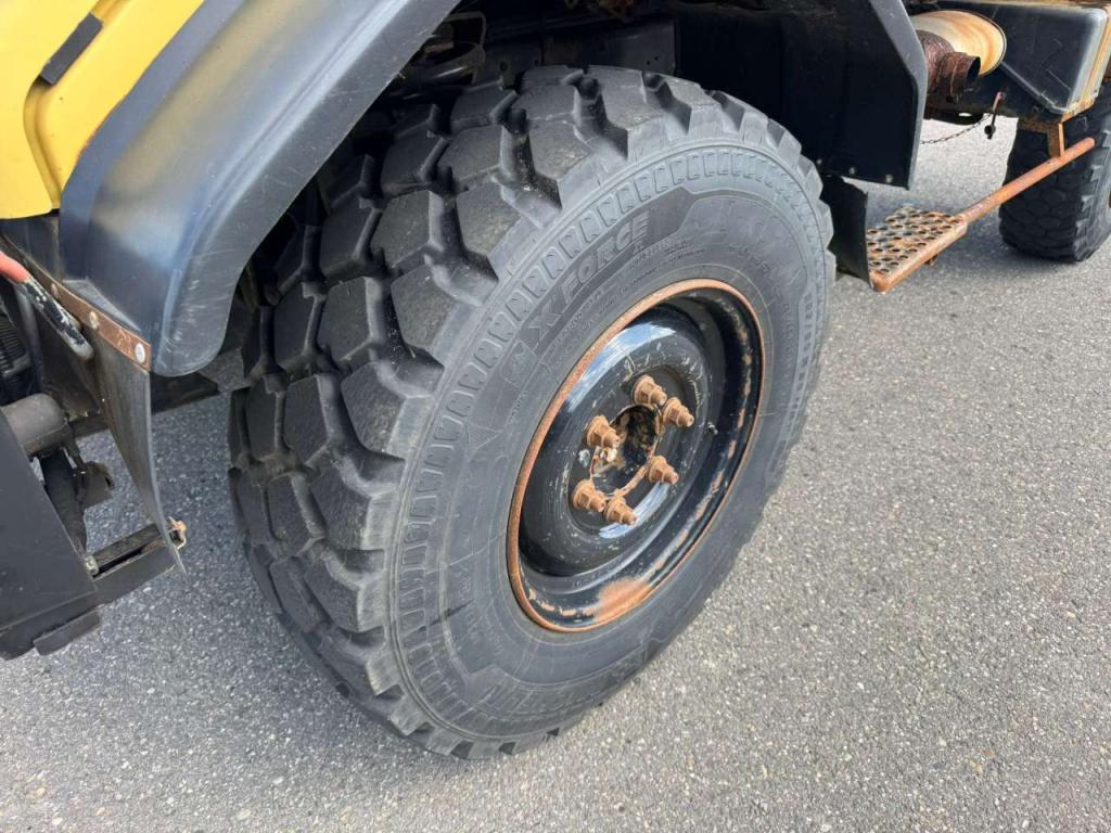 Mercedes-Benz Unimog U140 Photo 18
