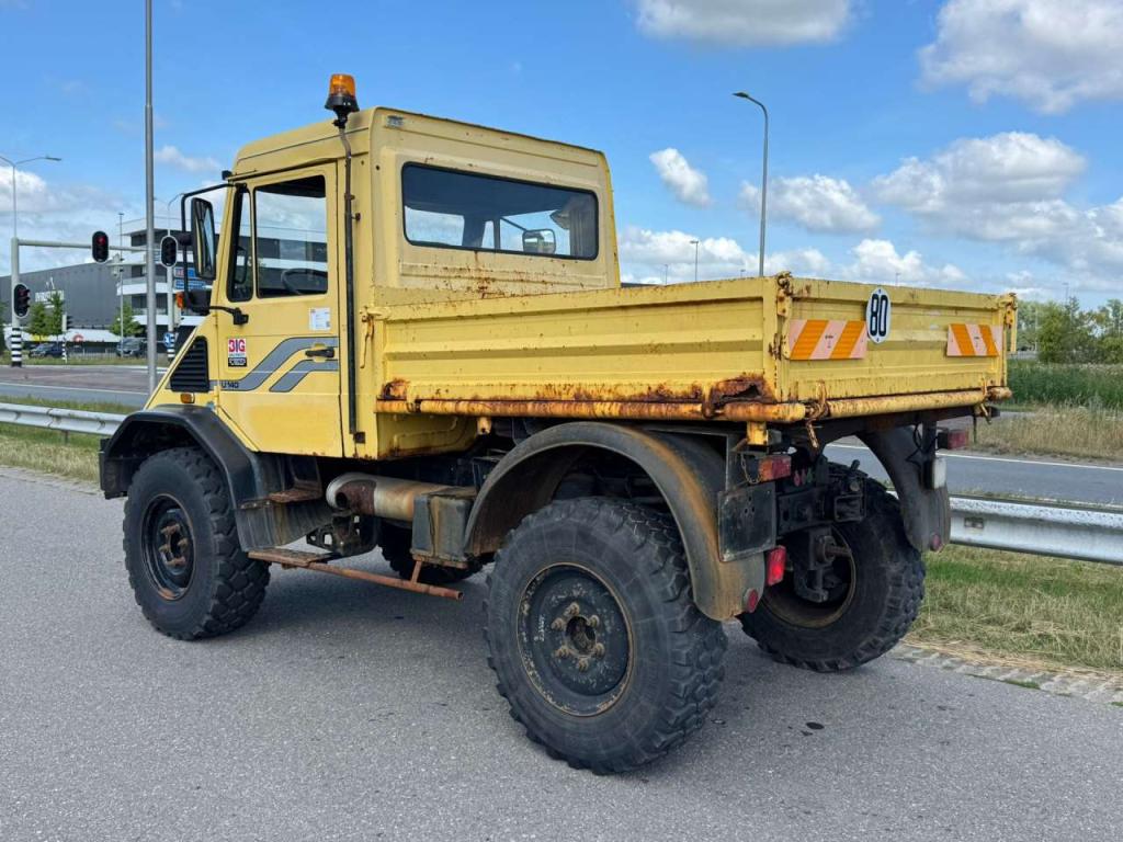Mercedes-Benz Unimog U140 Photo 3