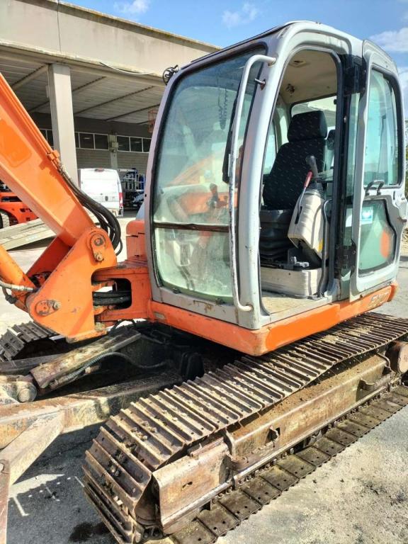 Fiat Kobelco E80SR Photo 6