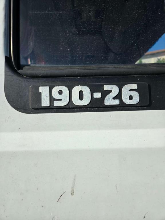 Iveco 190-26 Photo 10