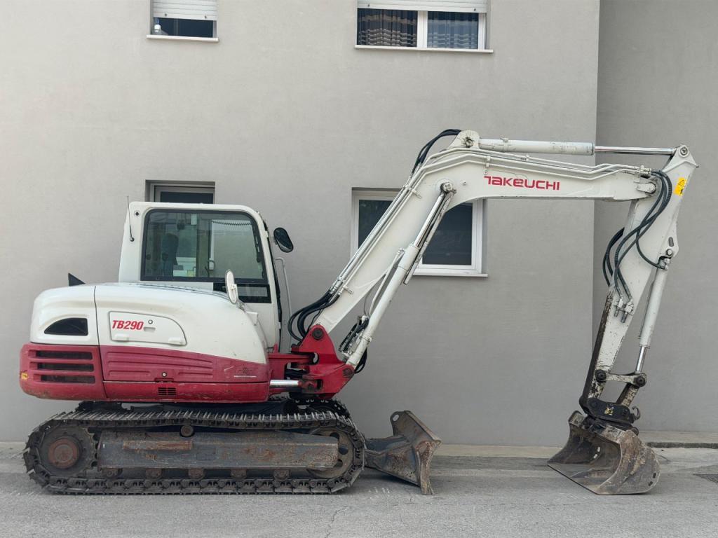 Takeuchi TB290 Photo 1