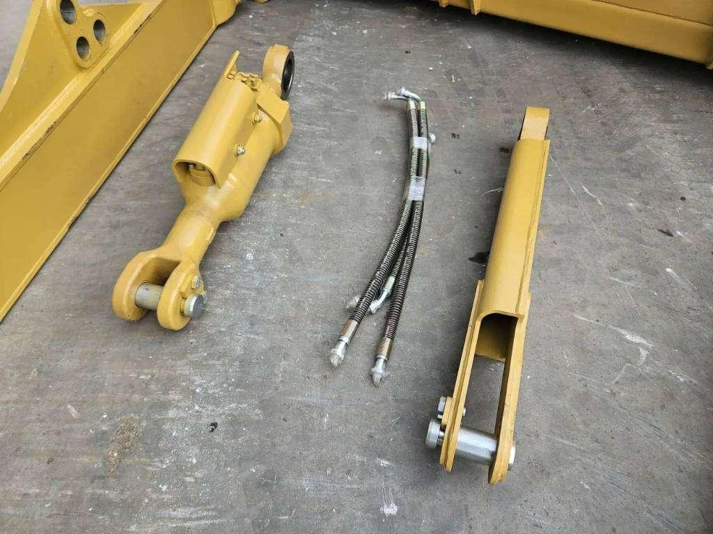 Caterpillar D8R Photo 9