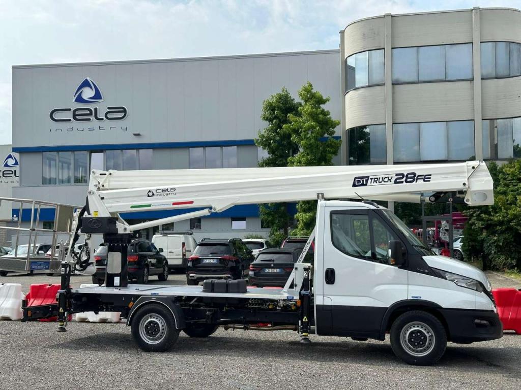 Cela Truck DT28 FE Photo 2