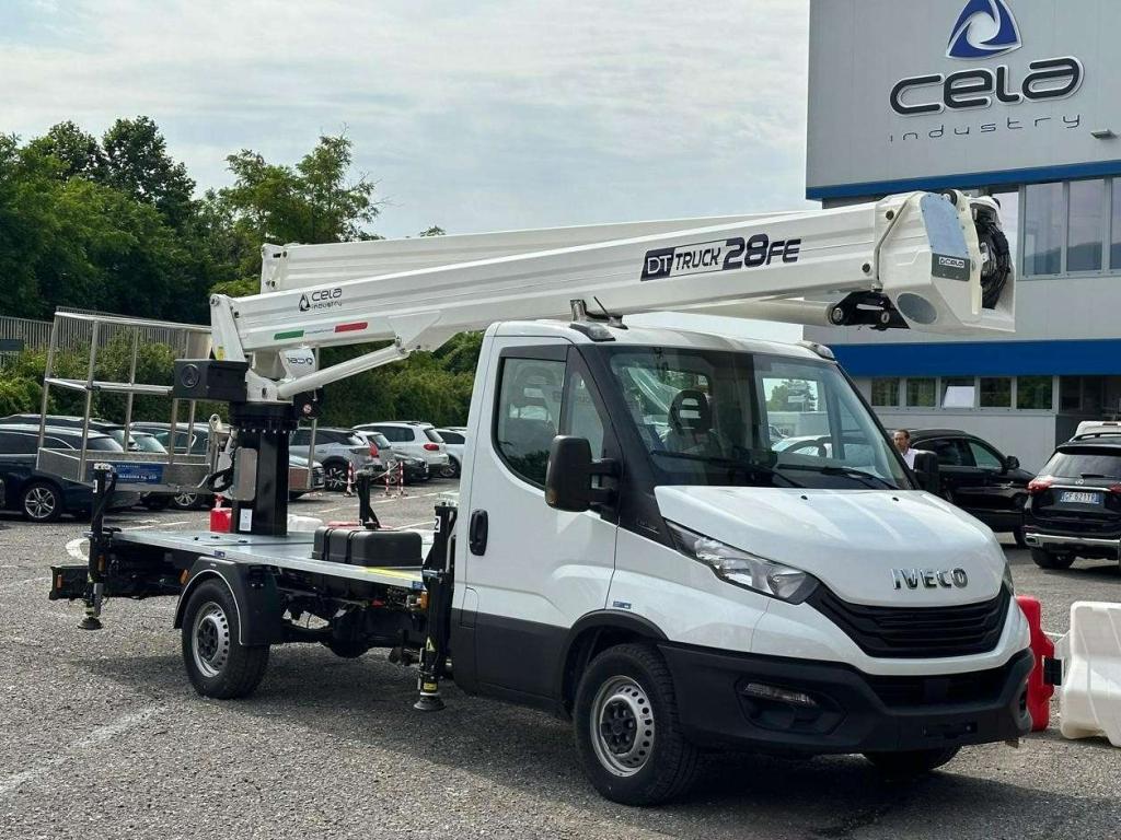 Cela Truck DT28 FE Photo 8